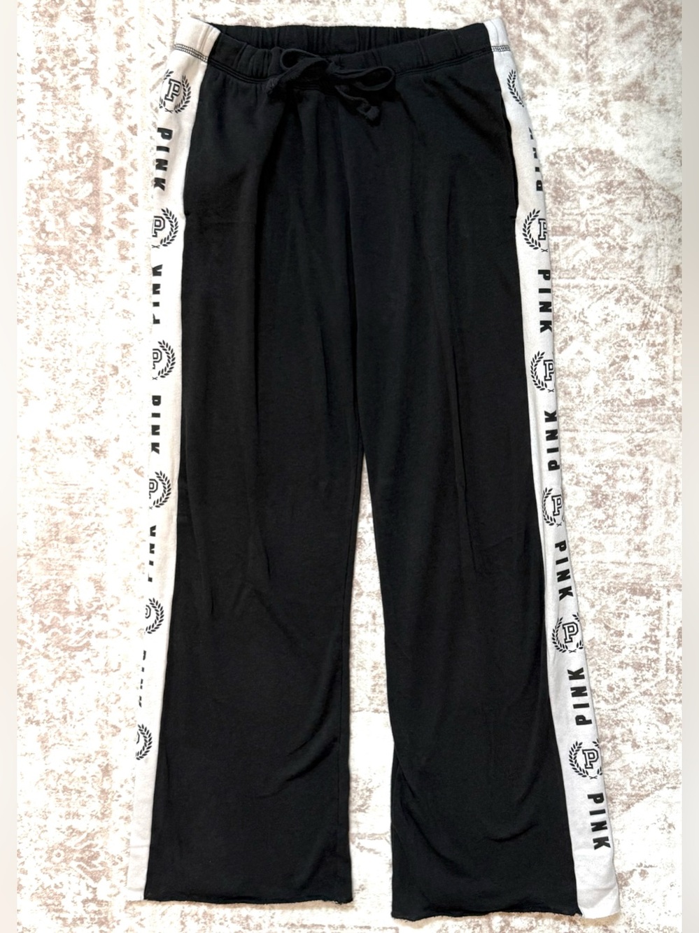 PINK Victoria's Secret || Varsity Stripe Sweatpants in Black & White - SZ Small